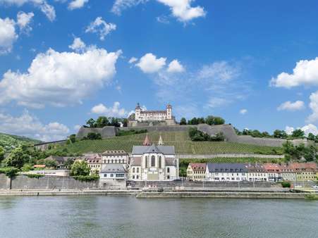 Aussicht Balkon Aussicht Balkon - Etagenwohnung in 97070 Würzburg mit 115m² mieten