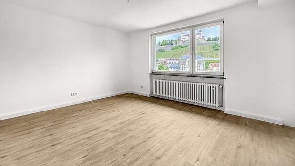 Wohnzimmer Wohnzimmer - Etagenwohnung in 97070 Würzburg mit 115m² mieten