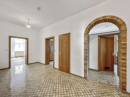 Eingangsbereich - Etagenwohnung in 97080 Würzburg mit 105m² mieten