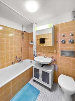 Innenbad mit Wanne - Etagenwohnung in 97218 Gerbrunn mit 41m² kaufen