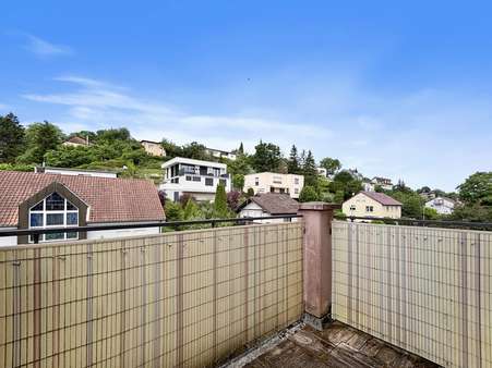 Balkon Balkon - Maisonette-Wohnung in 97299 Zell mit 87m² kaufen