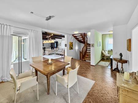 EG Offenes Esszimmer EG Offenes Esszimmer - Einfamilienhaus in 97259 Greußenheim mit 185m² kaufen