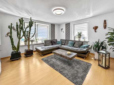 EG Wohnzimmer EG Wohnzimmer - Zweifamilienhaus in 97816 Lohr mit 198m² kaufen