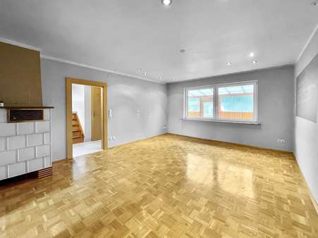 Wohnraum Wohnraum - Einfamilienhaus in 97084 Würzburg mit 92m² kaufen