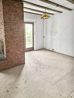 Essbereich mit Balkonzugang - Einfamilienhaus in 97292 Holzkirchen mit 215m² kaufen