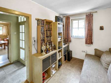 EG Gästezimmer EG Gästezimmer - Einfamilienhaus in 97348 Willanzheim mit 179m² kaufen