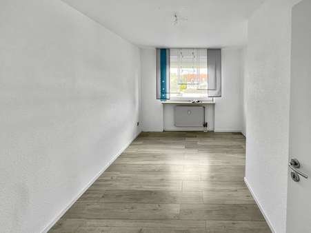 Kinderzimmer Kinderzimmer - Etagenwohnung in 97318 Kitzingen mit 108m² kaufen