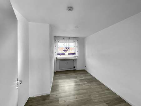 Kinderzimmer 2 Kinderzimmer 2 - Etagenwohnung in 97318 Kitzingen mit 108m² kaufen