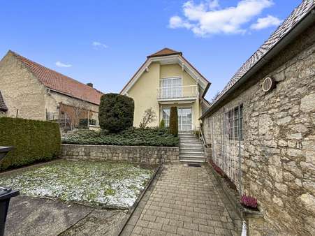 Rückansicht - Einfamilienhaus in 97199 Ochsenfurt mit 140m² kaufen