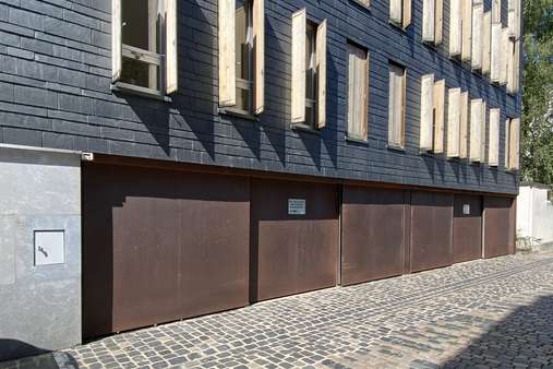 Garagen - Büro in 97070 Würzburg mit 430m² mieten