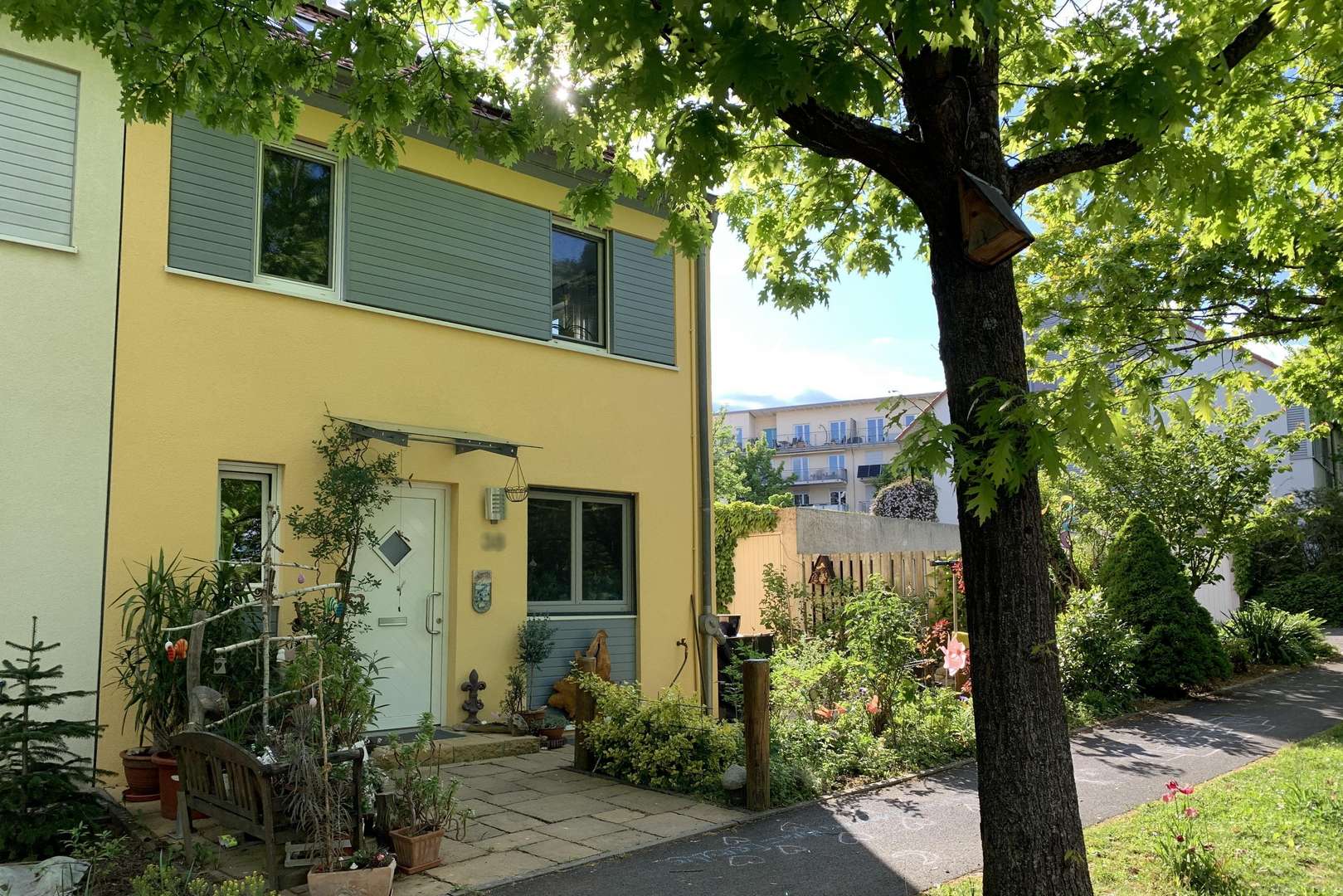 Wohnen umgeben von viel Grün - Reiheneckhaus in 97422 Schweinfurt mit 143m² kaufen