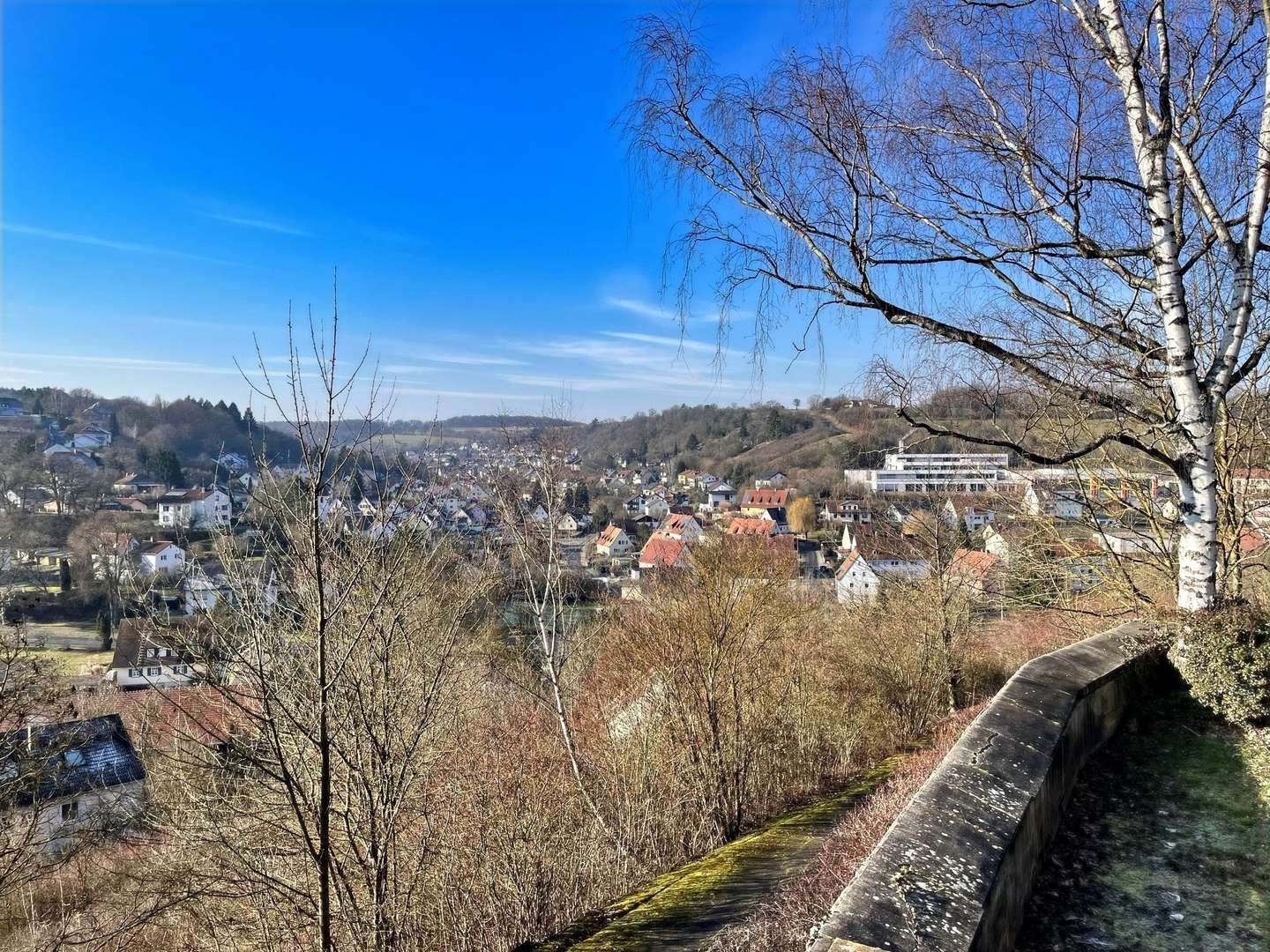 Die Lage... ein Traum mit Ausblick über die Stadt