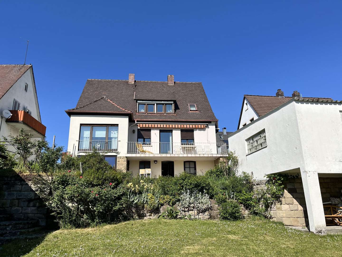 Südwestansicht des Hauses - Einfamilienhaus in 97475 Zeil mit 155m² kaufen