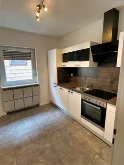 Einbauküche - Etagenwohnung in 97437 Haßfurt mit 81m² mieten