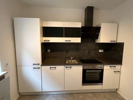 moderne Einbauküche - Etagenwohnung in 97437 Haßfurt mit 81m² mieten