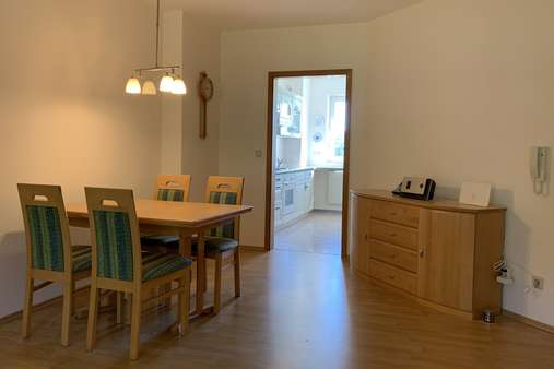 Essbereich mit kurzem Weg zur Küche - Etagenwohnung in 97422 Schweinfurt mit 60m² kaufen