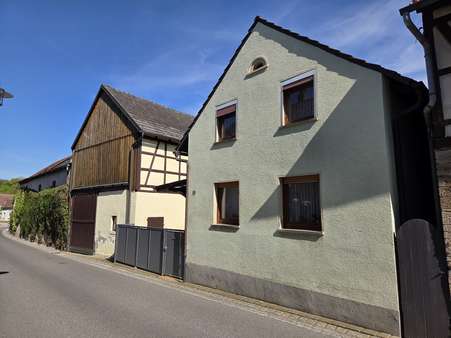 West Ansicht - Einfamilienhaus in 97486 Königsberg mit 90m² kaufen
