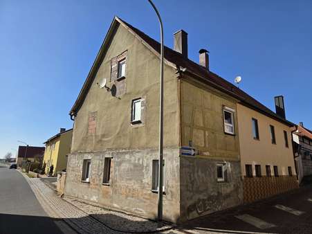 Süd-Ost Ansicht - Doppelhaushälfte in 97496 Burgpreppach mit 80m² kaufen