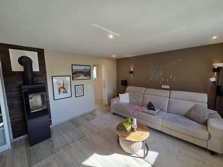 Wohnzimmer OG Wohnzimmer OG - Doppelhaushälfte in 97496 Burgpreppach mit 80m² kaufen