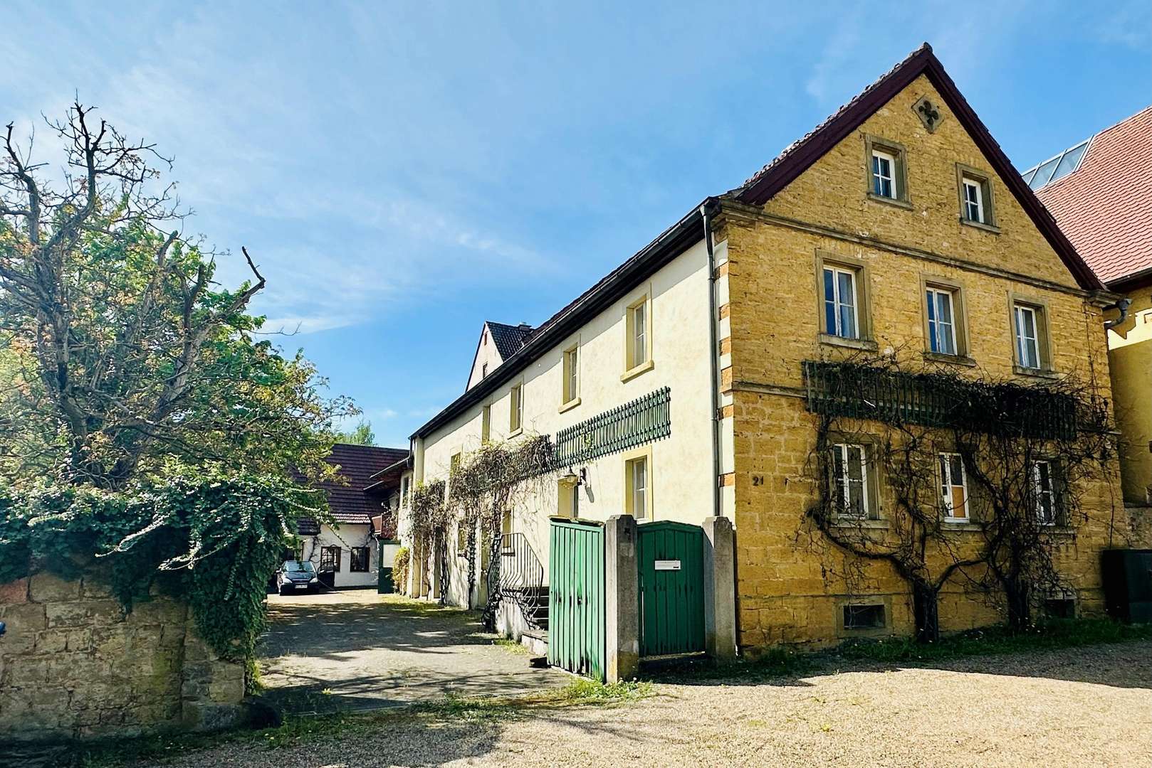 Außenansicht - Mehrfamilienhaus in 97525 Schwebheim mit 275m² kaufen