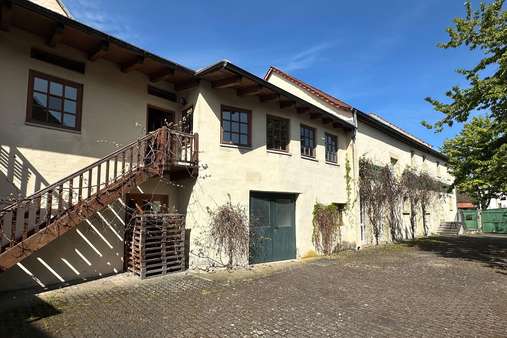 Hofansicht II - Mehrfamilienhaus in 97525 Schwebheim mit 275m² kaufen