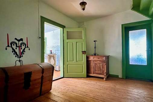 einladende Diele - Einfamilienhaus in 97453 Schonungen mit 180m² kaufen
