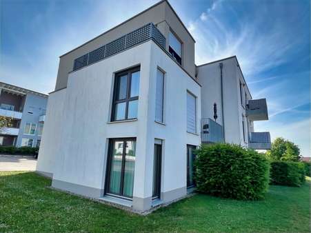 Außenansicht - Erdgeschosswohnung in 97437 Haßfurt mit 82m² mieten