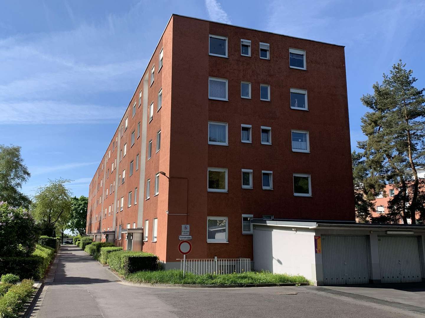 Hausansicht - Etagenwohnung in 97422 Schweinfurt mit 80m² kaufen