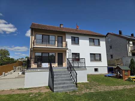 Süd Ansicht - Zweifamilienhaus in 96106 Ebern mit 190m² kaufen