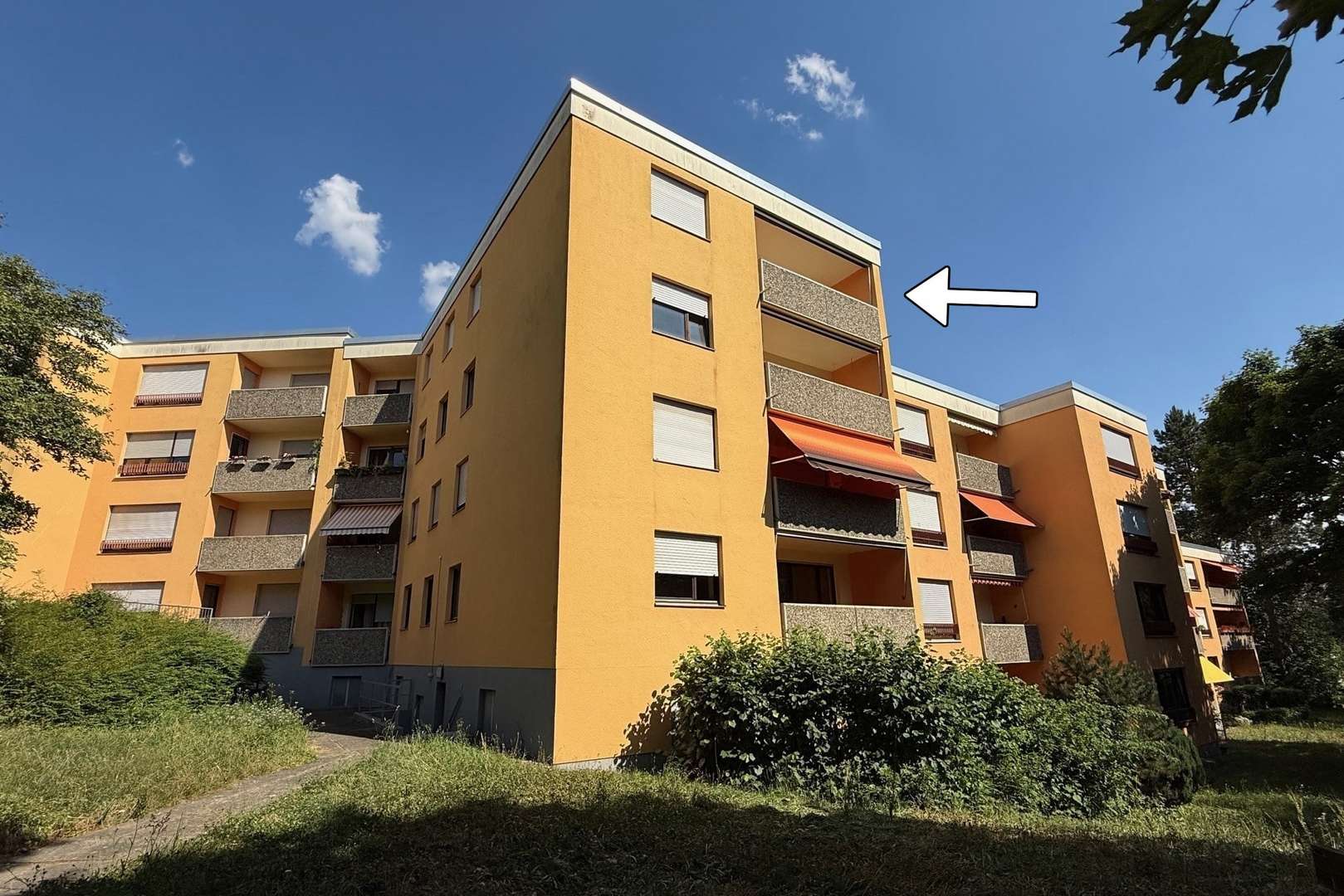 Ansicht Nord/West - Etagenwohnung in 97422 Schweinfurt mit 87m² kaufen