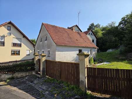 Wohnhaus - Grundstück in 97437 Haßfurt mit 2539m² kaufen