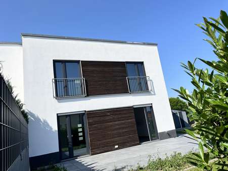 Westansicht (Gartenseite) Westansicht (Gartenseite) - Reiheneckhaus in 97437 Haßfurt mit 120m² kaufen