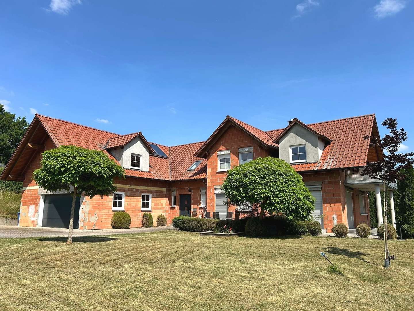 Modernes Zuhause mit viel Platz für die ganze Familie Modernes Zuhause mit viel Platz für die ganze Familie - Einfamilienhaus in 97496 Burgpreppach mit 340m² kaufen
