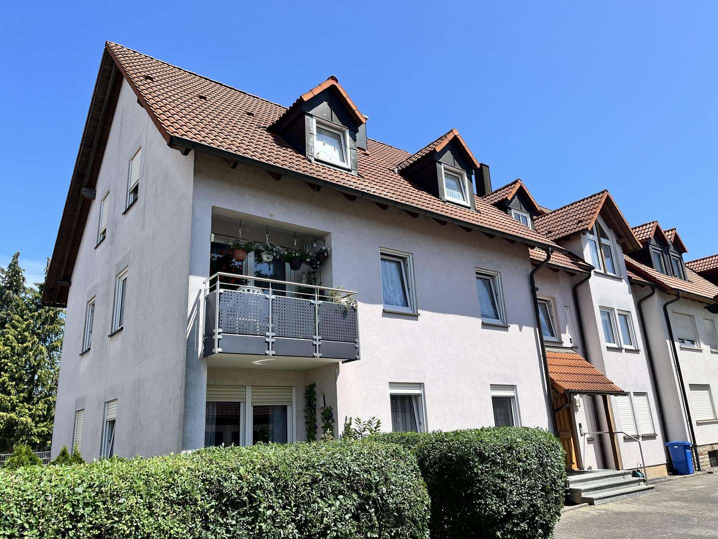 Ansicht der Wohnanlage Ansicht der Wohnanlage - Erdgeschosswohnung in 97437 Haßfurt mit 48m² kaufen