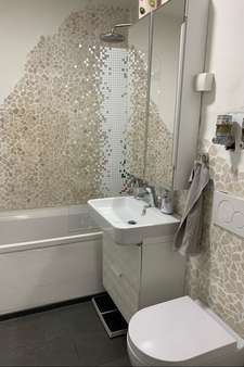 Badezimmer Badezimmer - Erdgeschosswohnung in 97424 Schweinfurt mit 79m² kaufen
