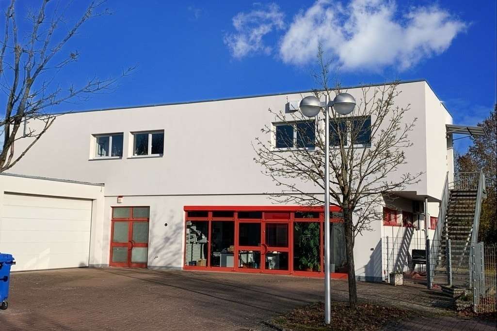 Ansicht Werkstatt/Wohnung - Werkstatt in 97424 Schweinfurt mit 240m² kaufen