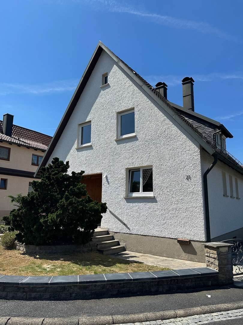 Ansicht Ansicht - Einfamilienhaus in 96181 Rauhenebrach mit 115m² mieten