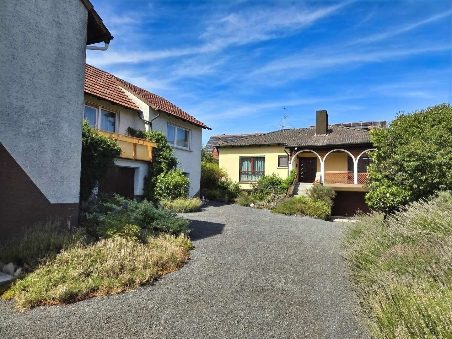 Außenansicht Anwesen - Bungalow in 96126 Maroldsweisach mit 419m² kaufen