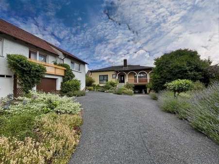 Innenhof - Bungalow in 96126 Maroldsweisach mit 335m² kaufen