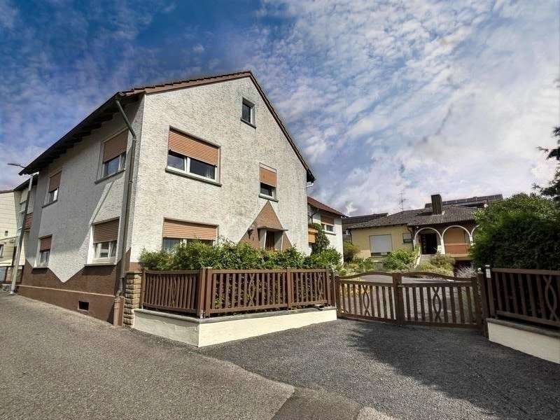 Zufahrt Anwesen - Bungalow in 96126 Maroldsweisach mit 335m² kaufen