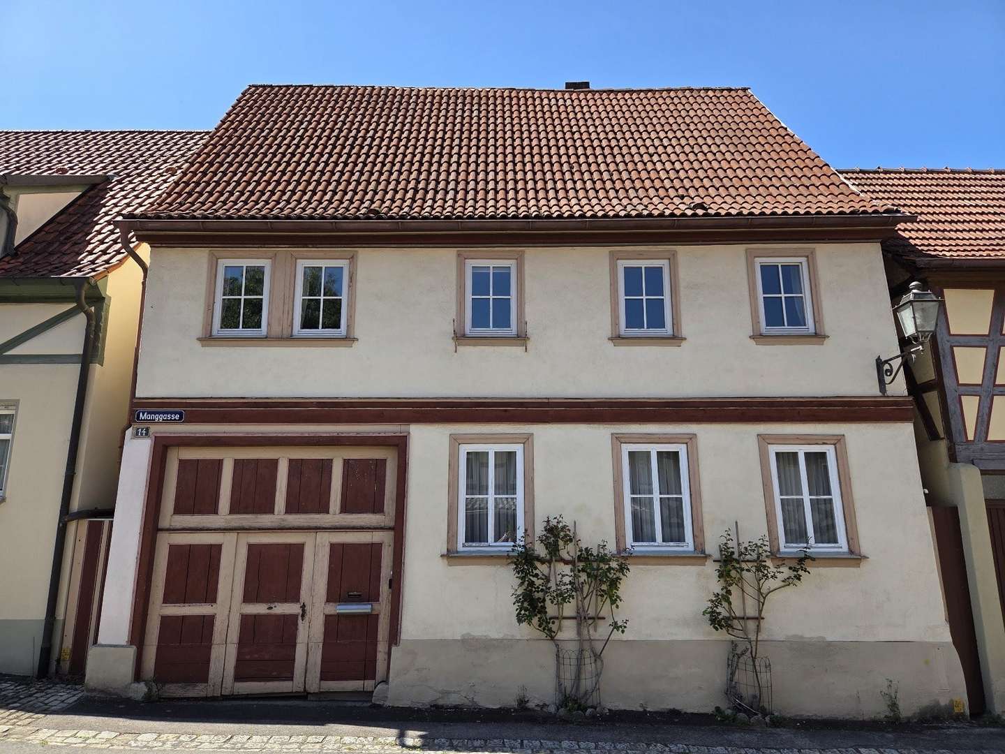 Außenansicht Außenansicht - Stadthaus in 97486 Königsberg mit 110m² kaufen