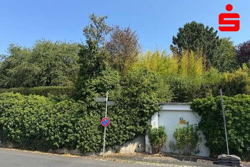Ansicht Süd mit Garage - Einfamilienhaus in 97453 Schonungen mit 90m² kaufen