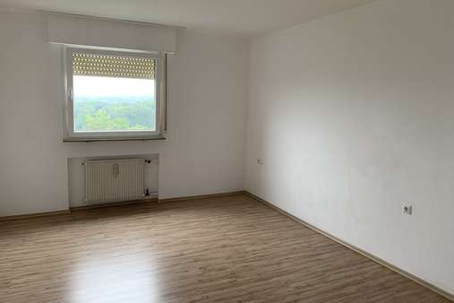 Schlafzimmer - Etagenwohnung in 97422 Schweinfurt mit 87m² kaufen
