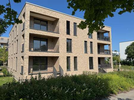 Ansicht Süd Ansicht Süd - Etagenwohnung in 97424 Schweinfurt mit 62m² kaufen