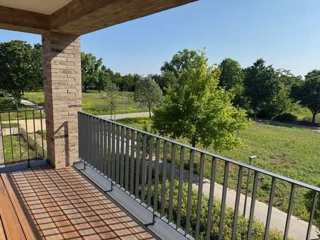 Ausblick vom Balkon Ausblick vom Balkon - Etagenwohnung in 97424 Schweinfurt mit 62m² kaufen