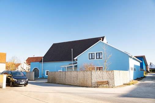 Außenansicht - Einfamilienhaus in 97509 Kolitzheim mit 350m² kaufen