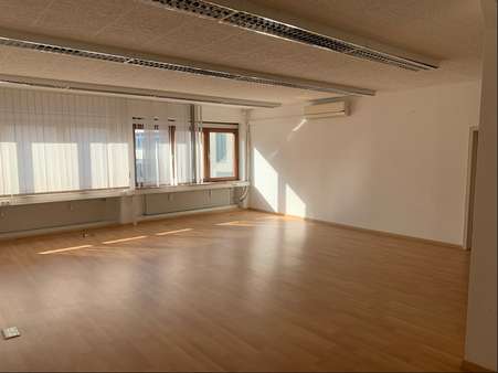 Mehrpersonenbüro - Büro in 97421 Schweinfurt mit 213m² mieten