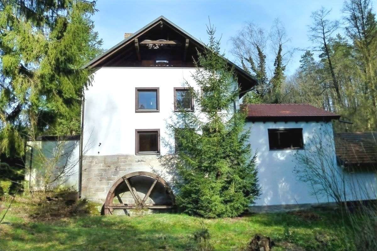 Gartenansicht Mühlengebäude - Etagenwohnung in 97486 Königsberg mit 170m² mieten