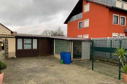 Innenhof - Einfamilienhaus in 97499 Donnersdorf mit 140m² kaufen