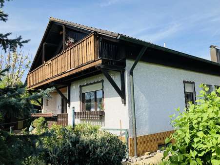 Hausansicht - Einfamilienhaus in 97478 Knetzgau mit 230m² kaufen